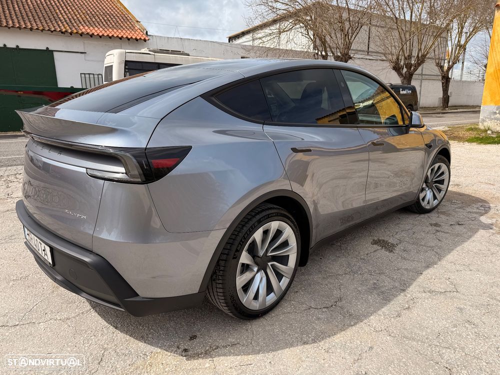 Tesla Model Y Long Range Tração Integral - 3
