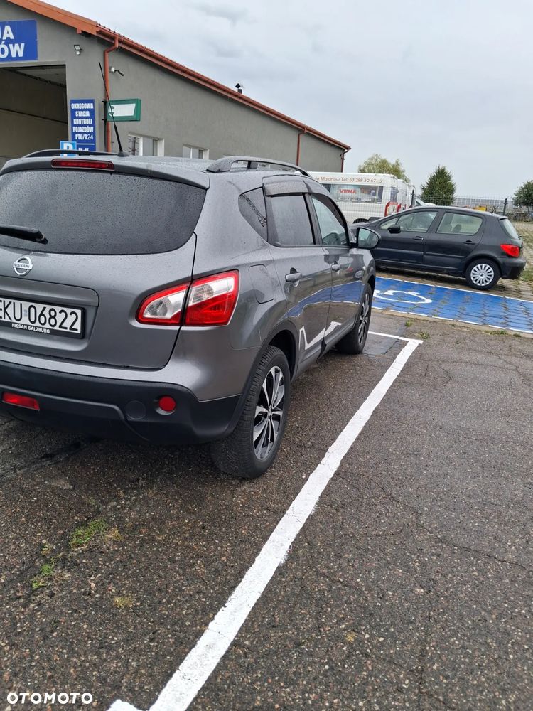 Nissan Qashqai 2.0 Tekna CVT - 9