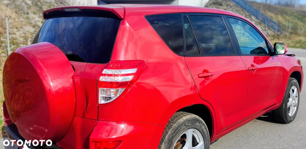 Toyota RAV4 2.0 VVT-i Premium - 1