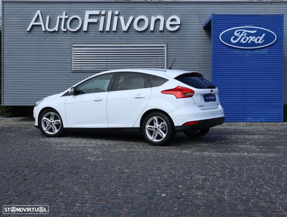 Ford Focus 1.0 EcoBoost Titanium - 3
