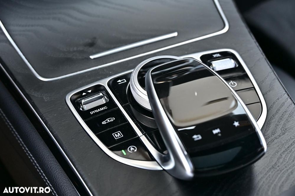 Mercedes-Benz GLC 250 d 4MATIC 9G-TRONIC AMG Line - 12