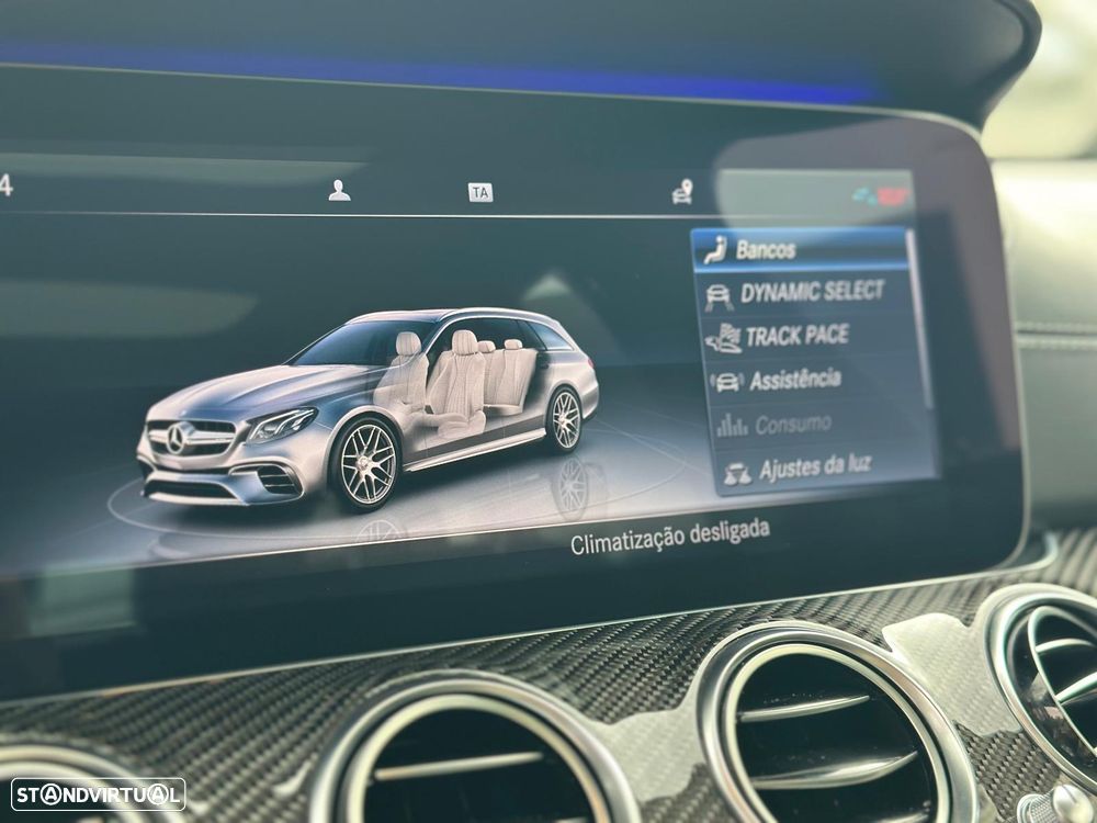 Mercedes-Benz E 63 AMG S 4-Matic+ - 39
