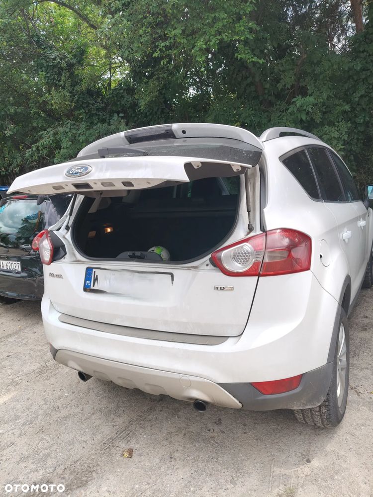 Ford Kuga - 9