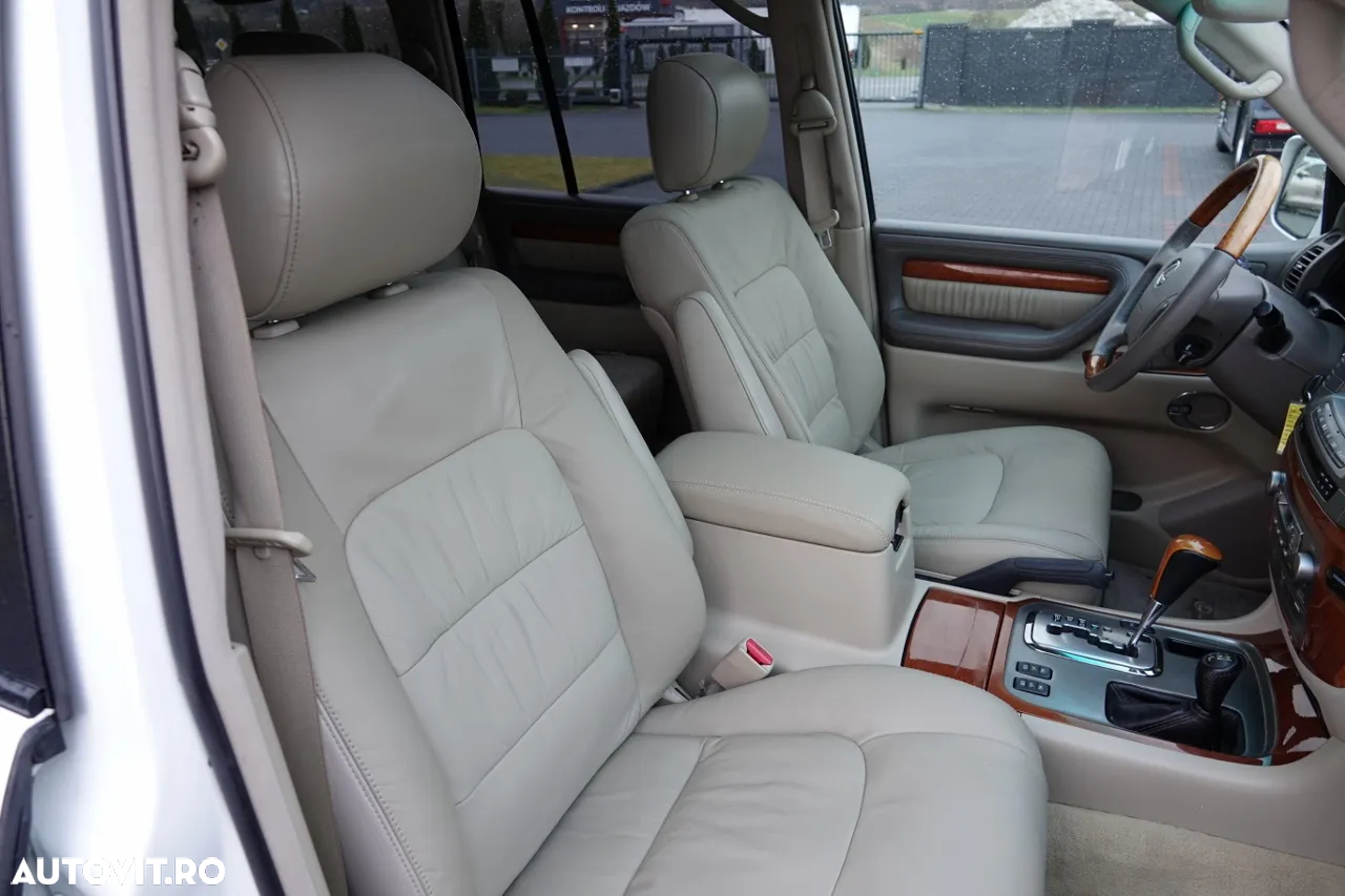Lexus Seria LX - 22