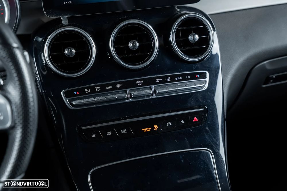 Mercedes-Benz GLC 300 de Coupé 4Matic - 23