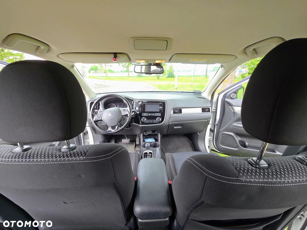 Mitsubishi Outlander 2.2 DID Intense + 4WD - 15