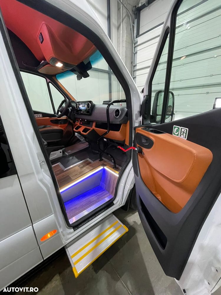 Mercedes-Benz Sprinter - 5