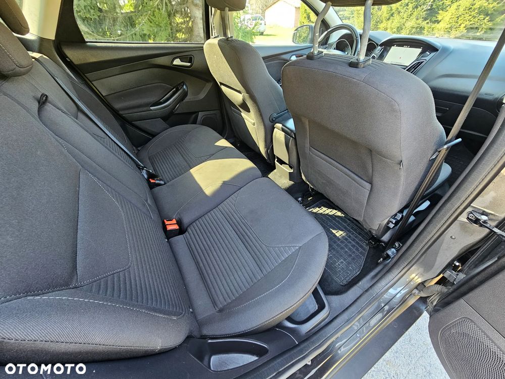Ford Focus - 16