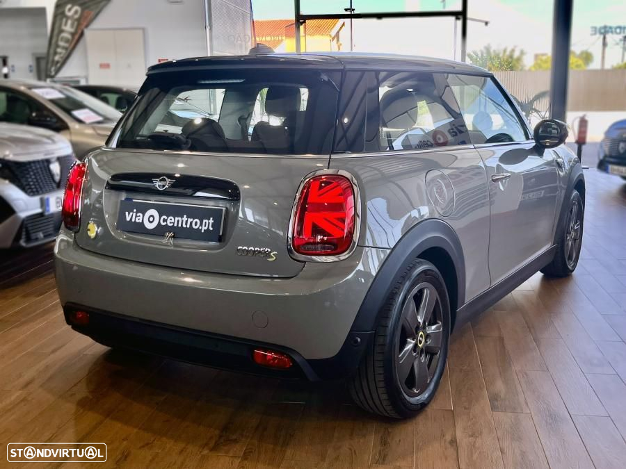MINI 3 Portas Cooper SE Premium Essential - 2