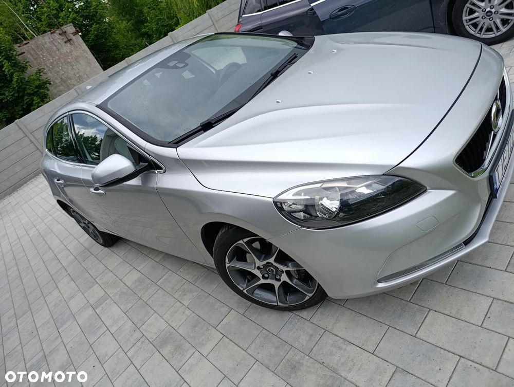 Volvo V40 T2 Drive-E Ocean Race - 9