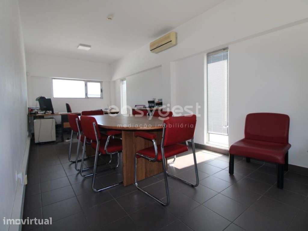 Espaço para Escritório com afetação de serviços com 116m2 - Grande imagem: 3/12