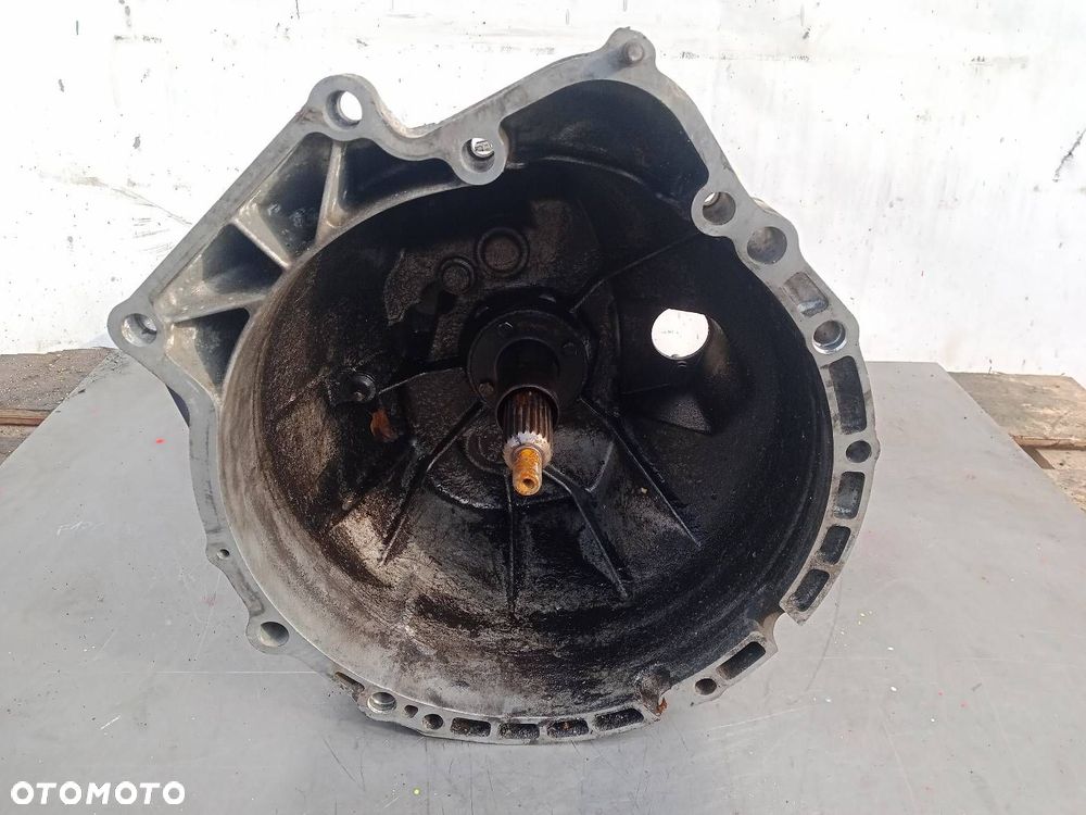 SKRZYNIA BIEGÓW 2300-7533513 BMW E87 - 1