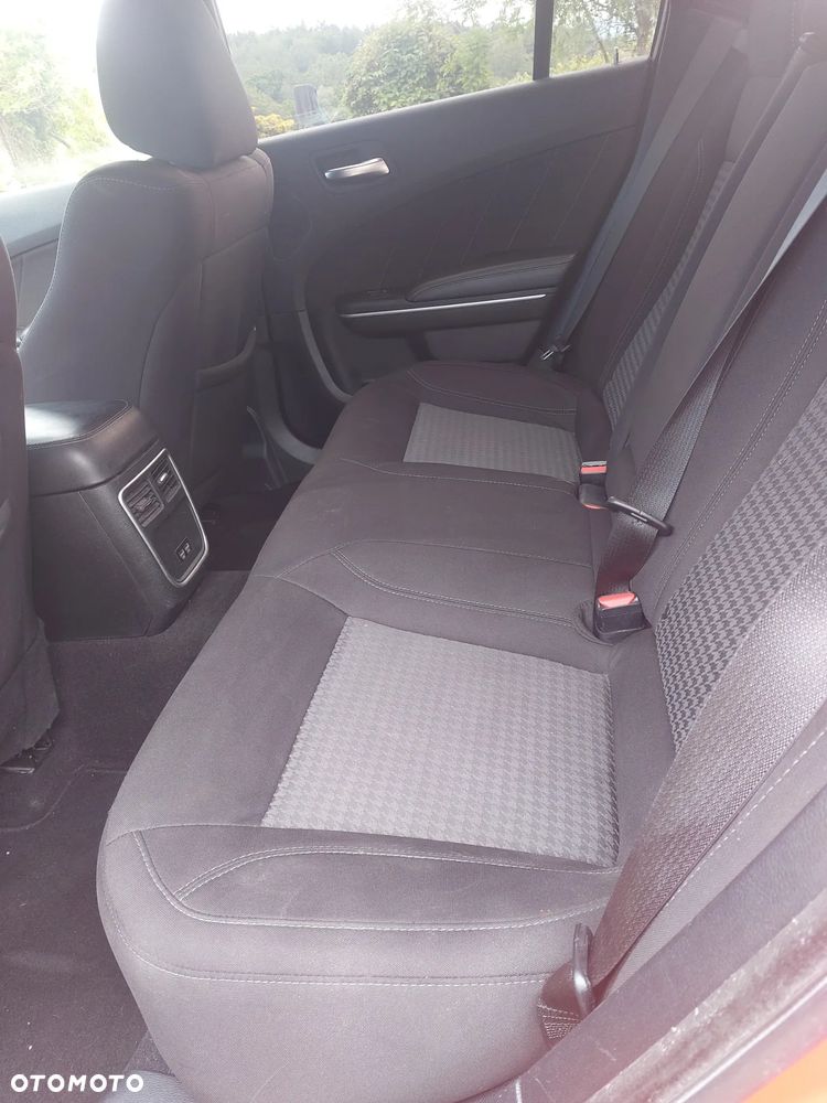 Dodge Charger 3.6 GT - 9