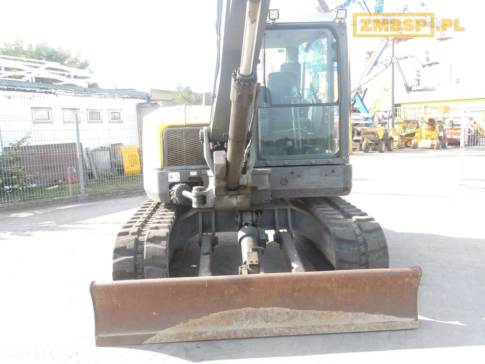 Volvo ECR88D - 7