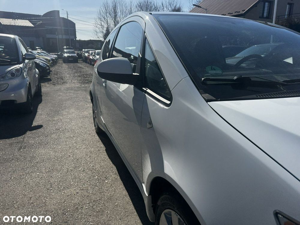 Mitsubishi Colt - 4