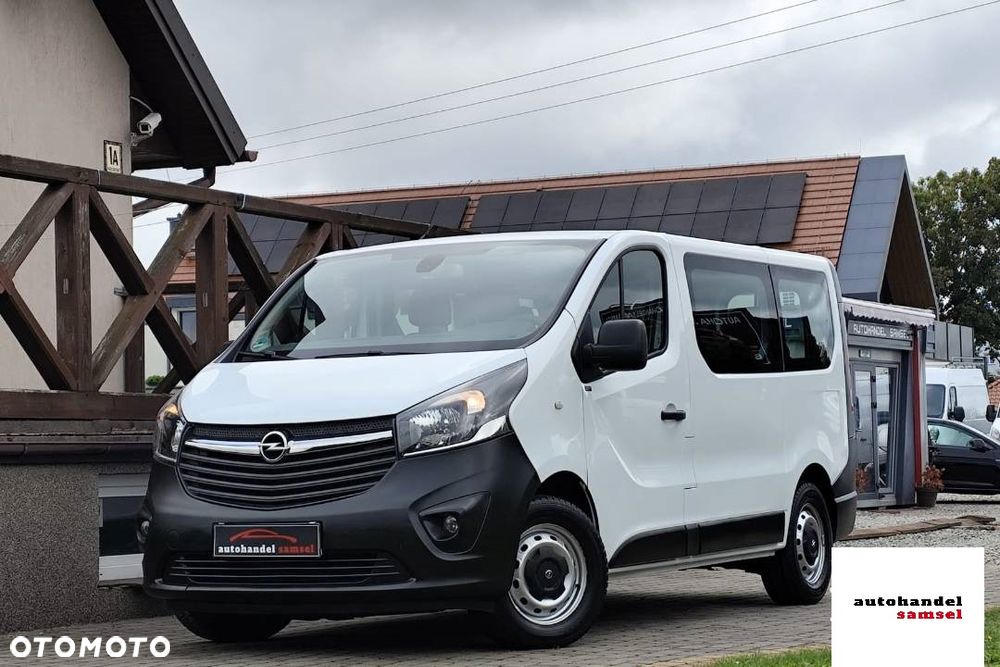 Opel Vivaro - 1