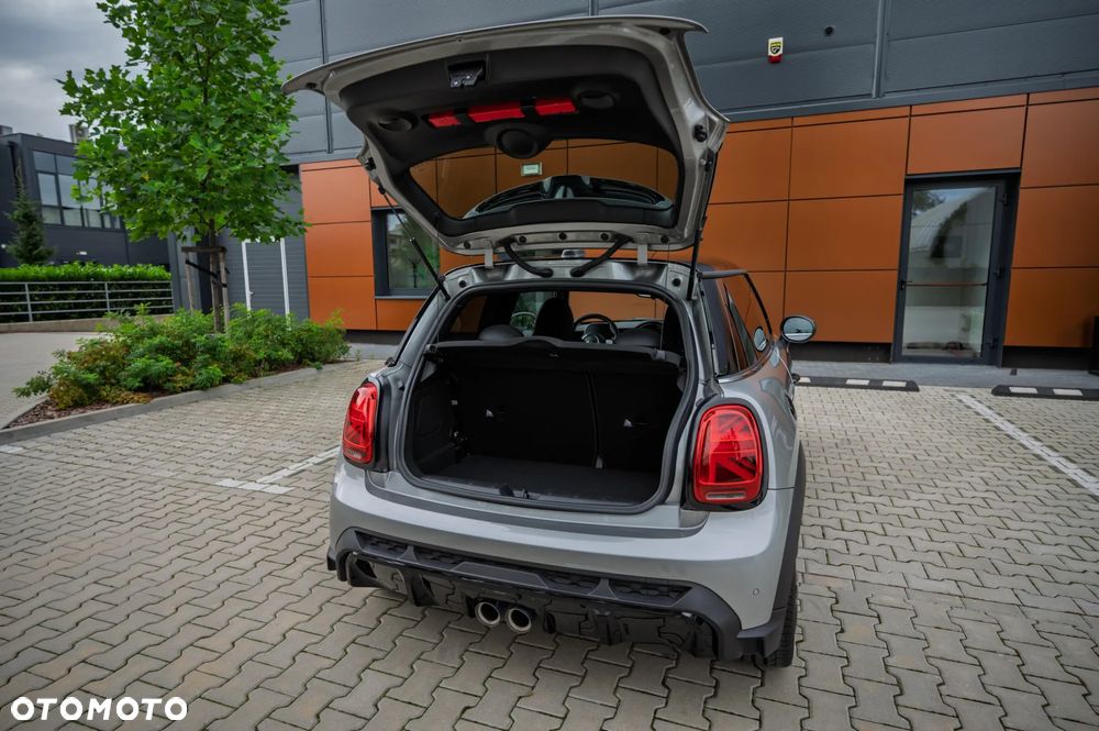 MINI John Cooper Works - 35