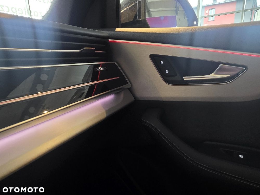 Audi Q8 - 31