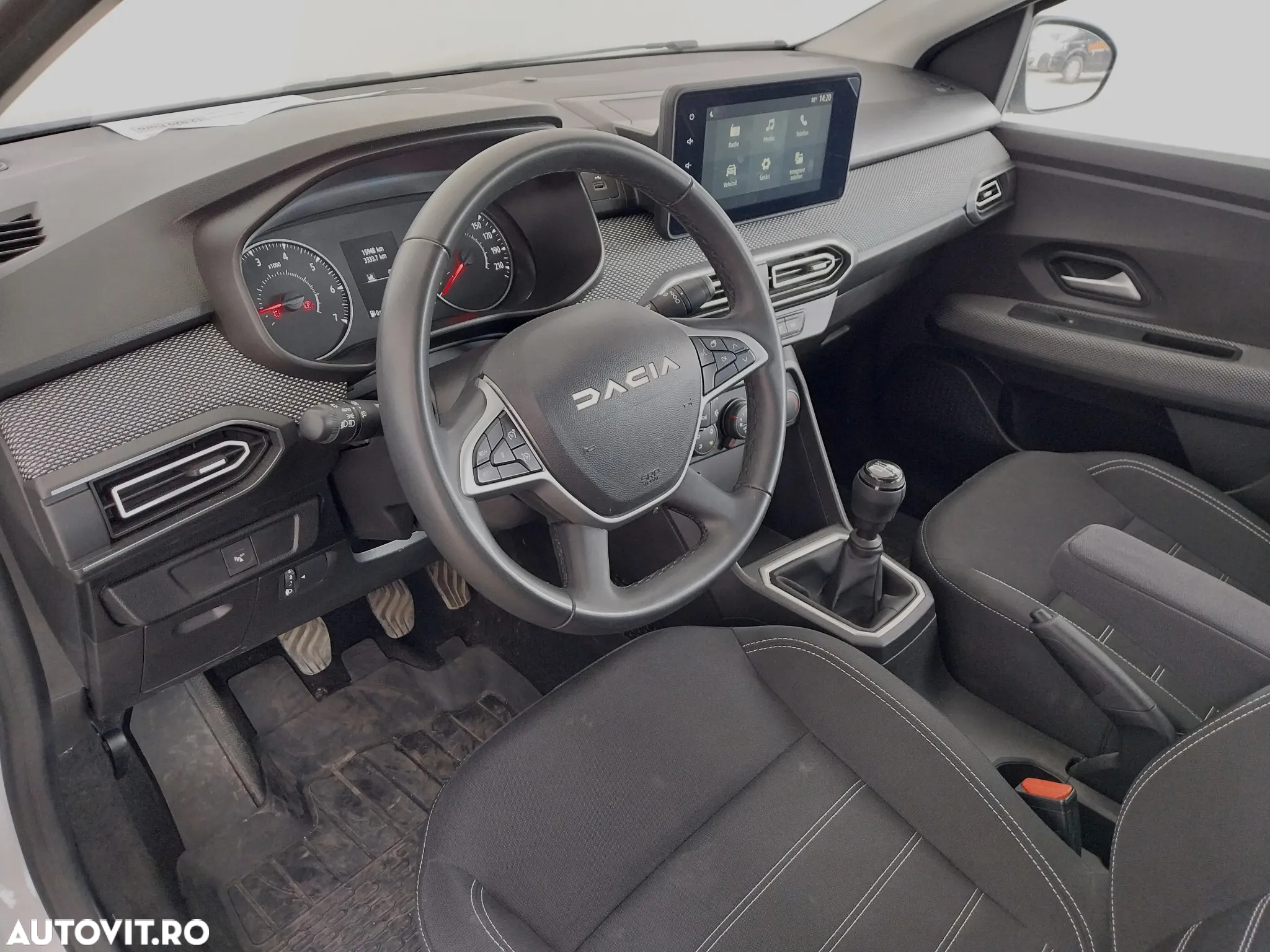 Dacia Logan TCe 90 MT6 Expression - 8