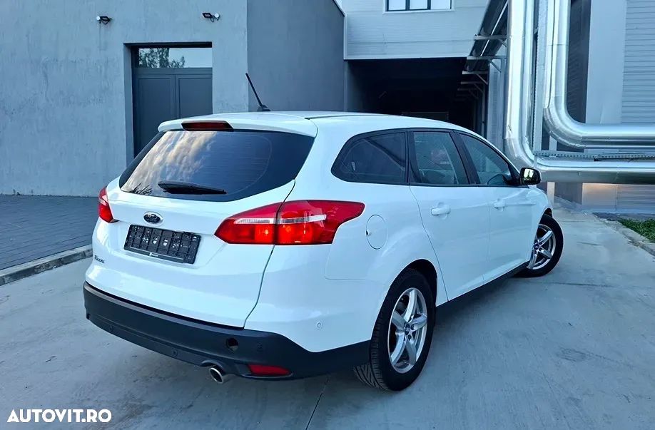 Ford Focus 2.0 EcoBlue Titanium Business - 18