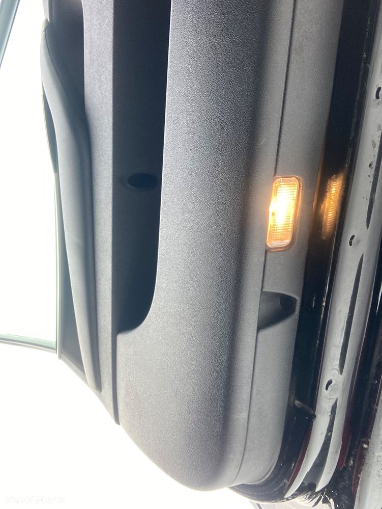 Audi A3 Sportback 2.0 TDI DPF Quattro Ambiente - 12