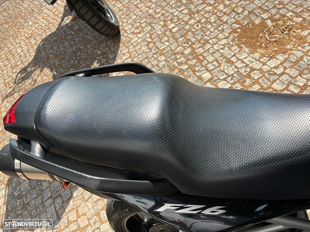 Yamaha FZ 600 - 8