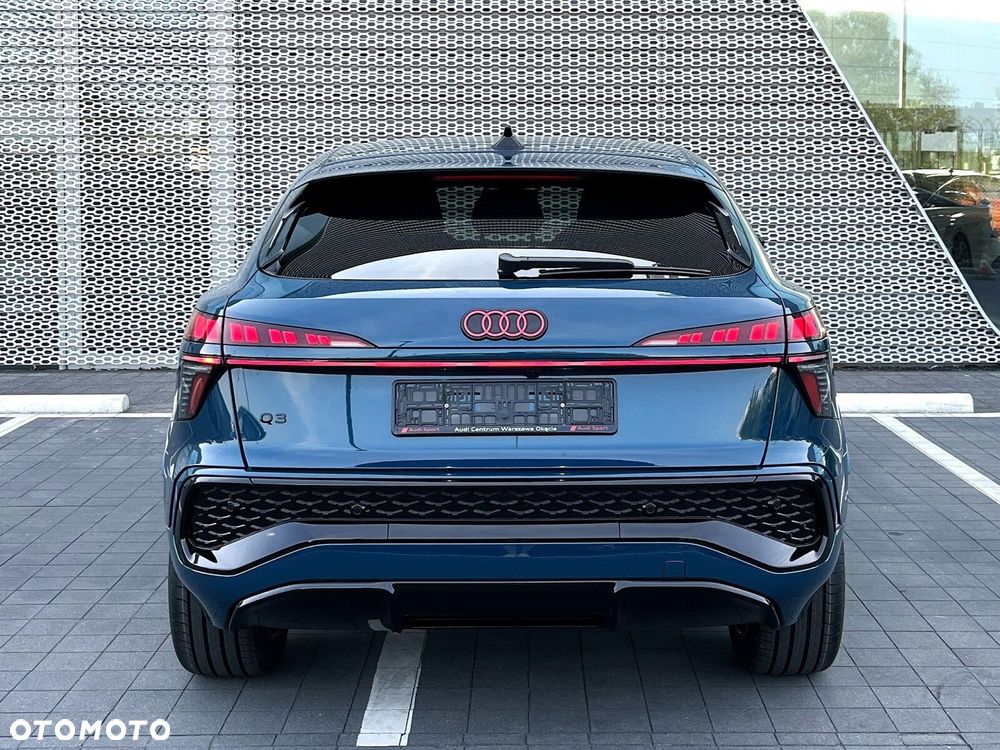 Audi Q3 Sportback - 7