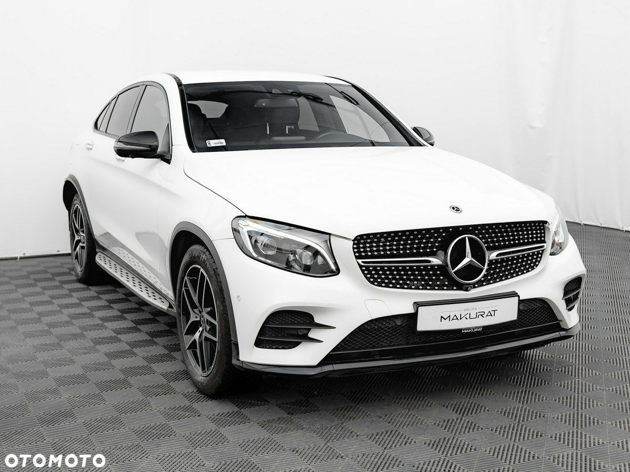 Mercedes-Benz GLC Coupe 300 4-Matic - 4