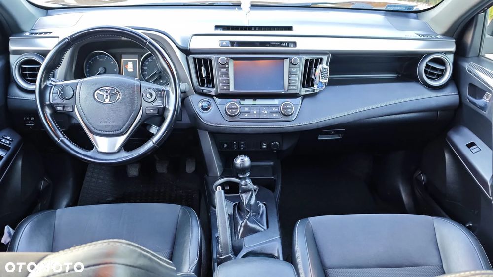 Toyota RAV4 2.0 D-4D Premium 4x2 - 12