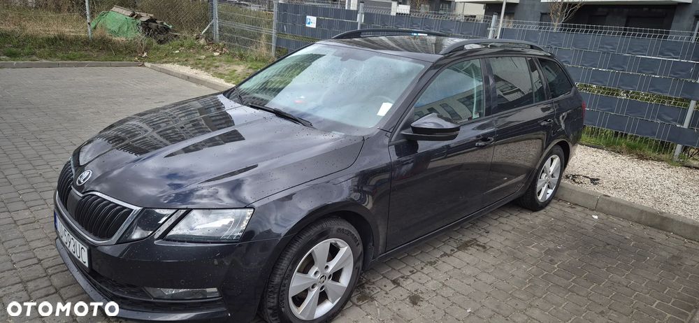 Skoda Octavia 1.6 TDI Active - 5