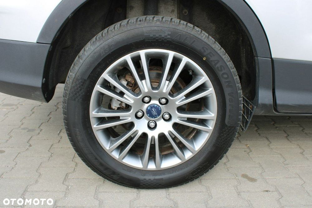 Ford Kuga - 18
