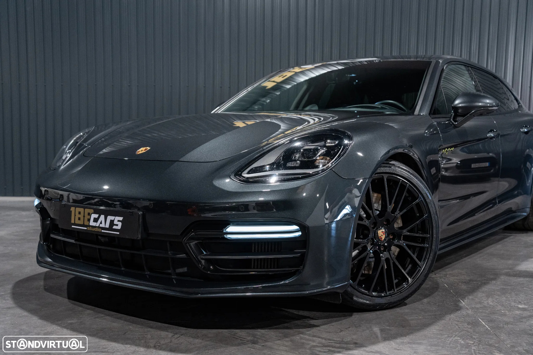 Porsche Panamera Sport Turismo 4 E-Hybrid Platinum Edition - 37