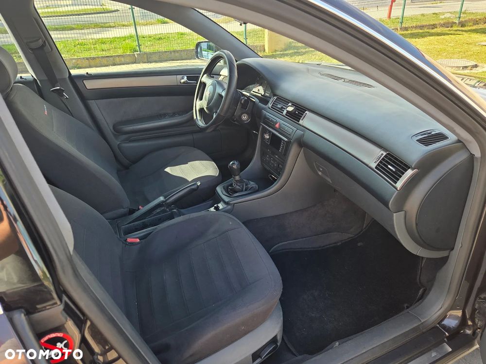 Audi A6 Limousine 1.8 - 23