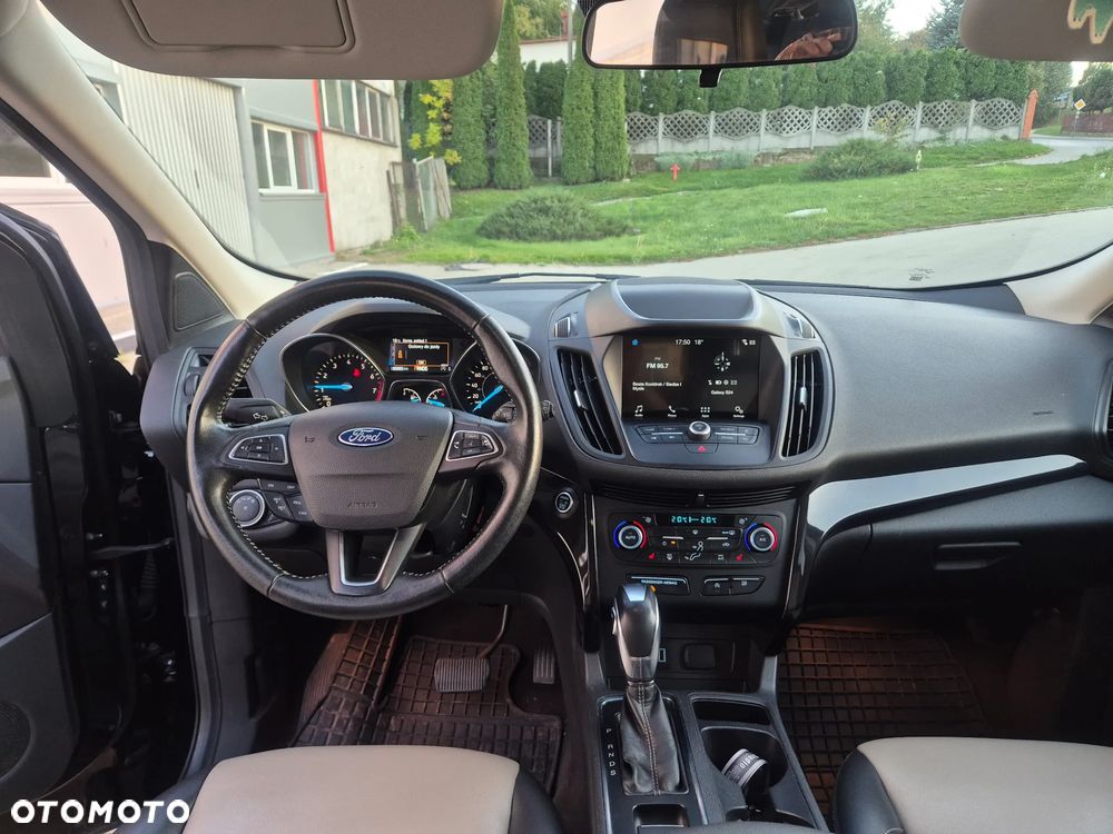 Ford Escape 2.0 EcoBoost AWD Titanium - 9