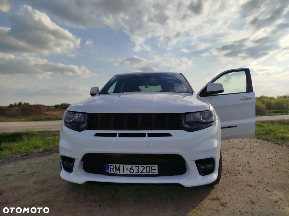 Jeep Grand Cherokee - 15