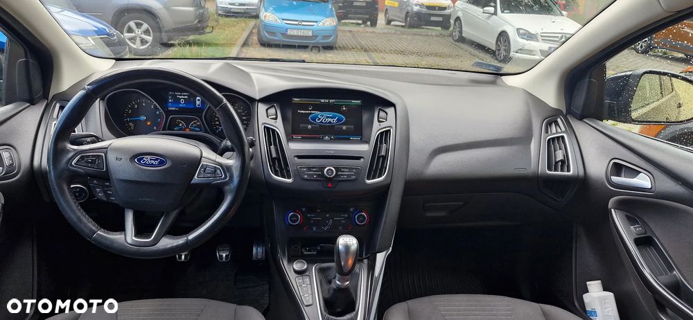 Ford Focus 1.5 EcoBoost Titanium ASS - 4