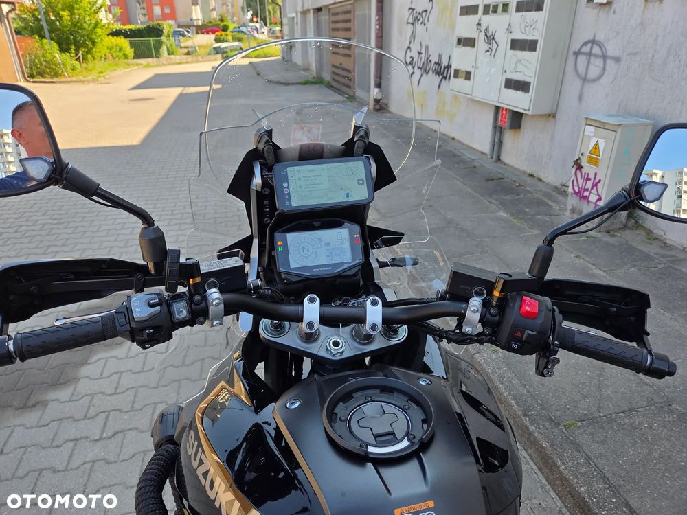 Suzuki DL - 6