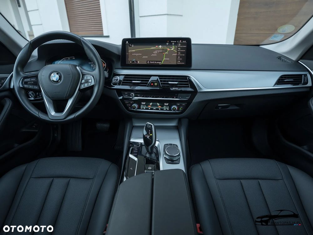 BMW Seria 5 520d - 31