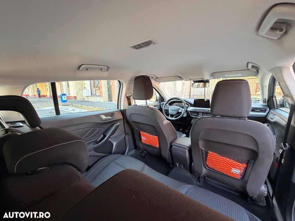 Ford Focus 1.0 EcoBoost Hybrid COOL&CONNECT - 11