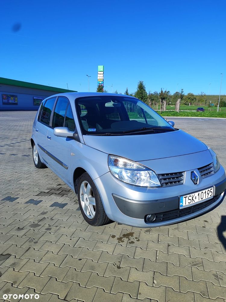 Renault Scenic - 1