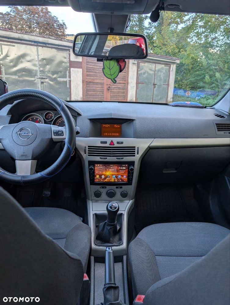 Opel Astra 1.6 Essentia - 15