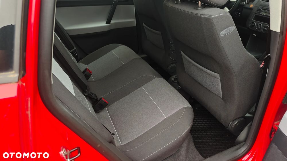 Volkswagen Polo - 13
