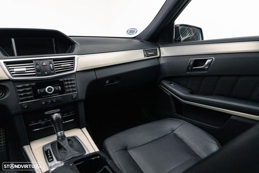 Mercedes-Benz E 250 BlueTEC Avantgarde Auto - 16