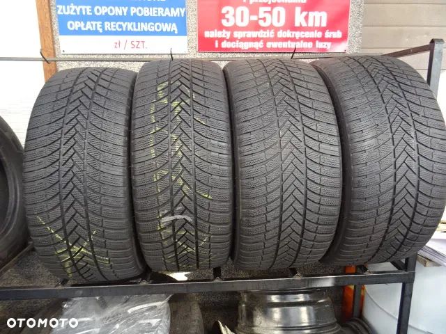 2x255/40/R21 102V i 2 x 265/40/R21 105V Bridgestone Blizzak LM005 - 1