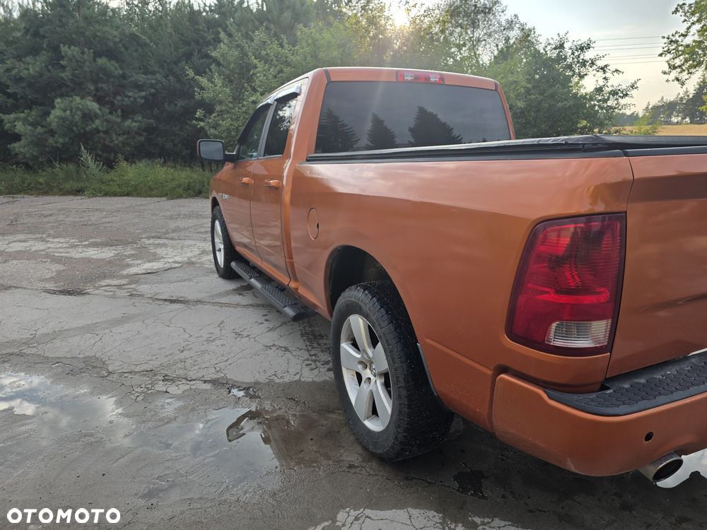 Dodge RAM - 4