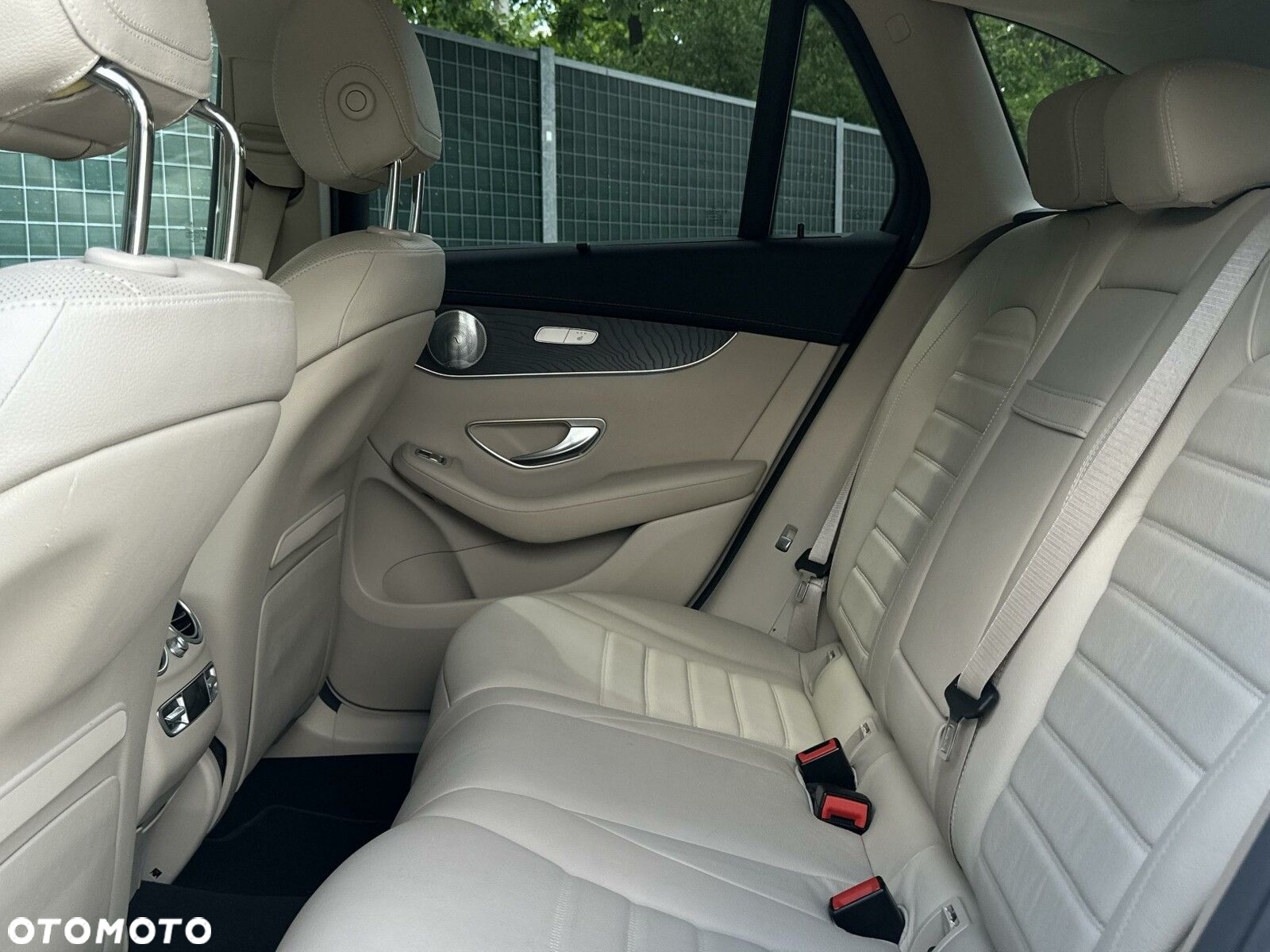 Mercedes-Benz GLC 250 4-Matic - 19