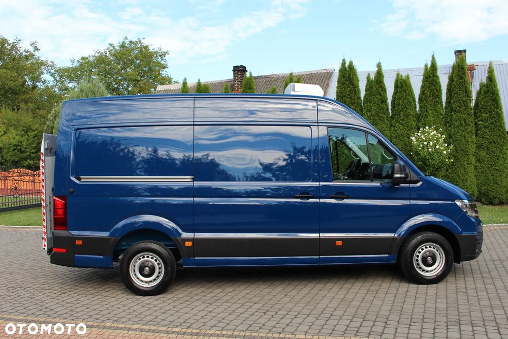 Volkswagen CRAFTER 2.0 177 KM / POLSKI SALON / JAK NOWY / CHŁODNIA / WINDA DHOLLANDIA / SPRINTER / IVECO / FIAT / - 6