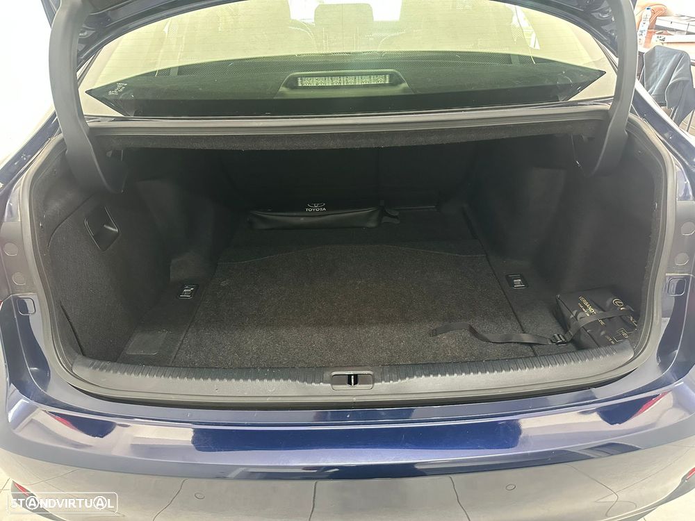 Lexus IS 300 - 25