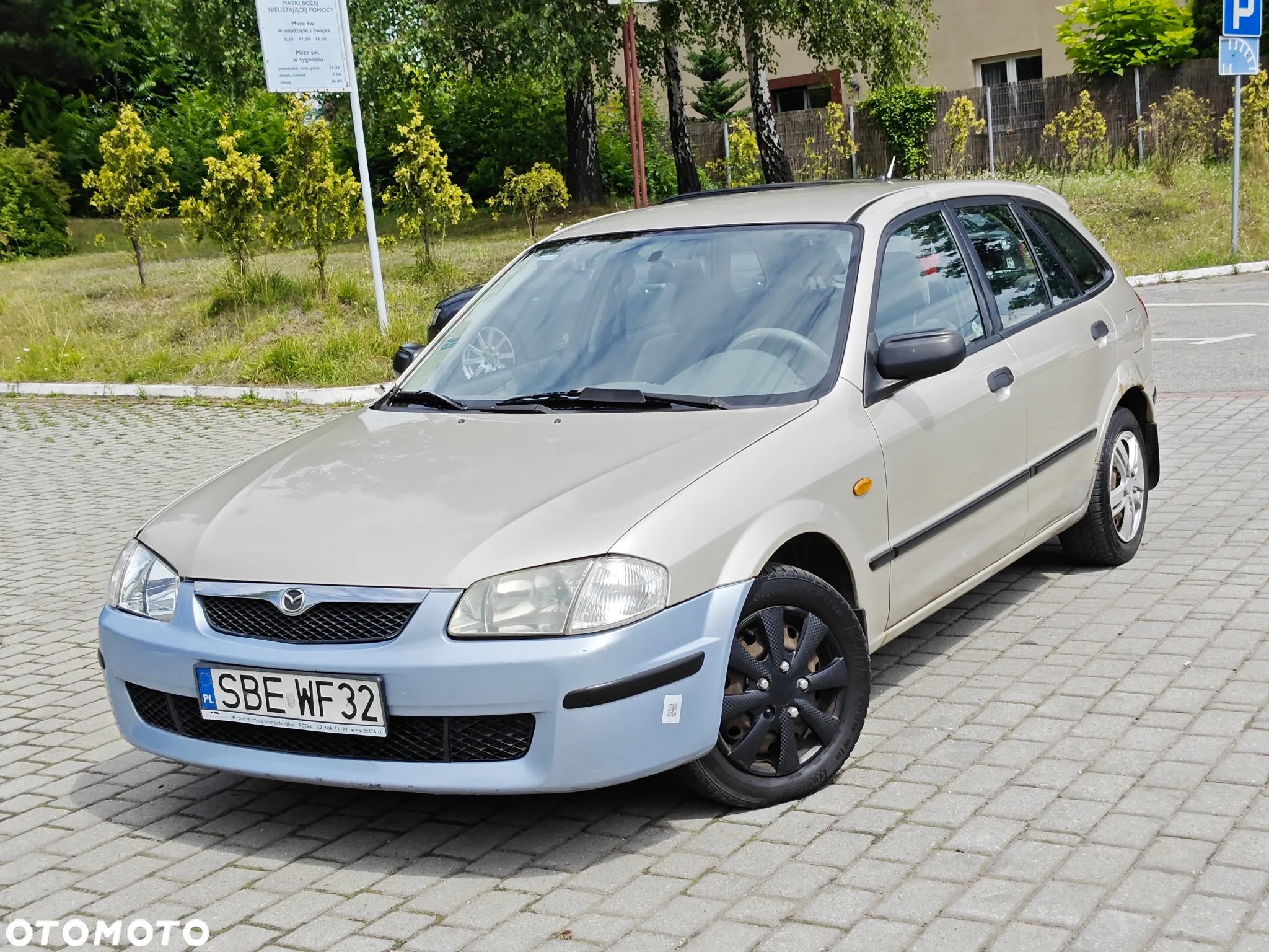 Mazda 323F 1.5 Exclusive - 3