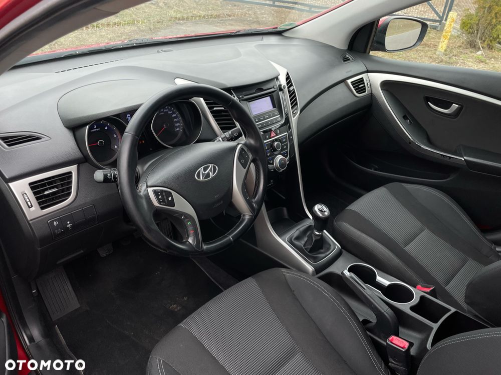 Hyundai i30 1.6 CRDi BlueDrive Classic - 16